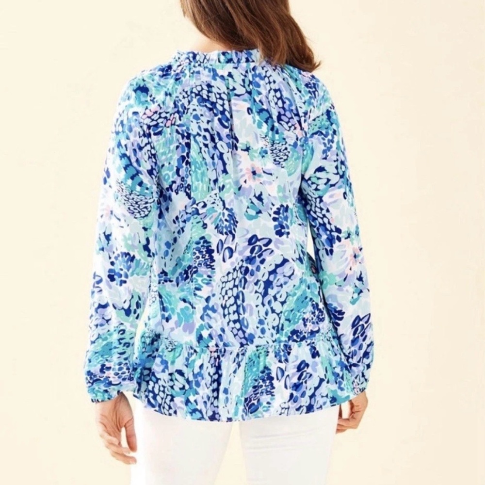 Lilly Pulitzer Savanna Printed Ruffle Hem Blouse in Blue Green Women’s Size S - Picture 2 of 10
